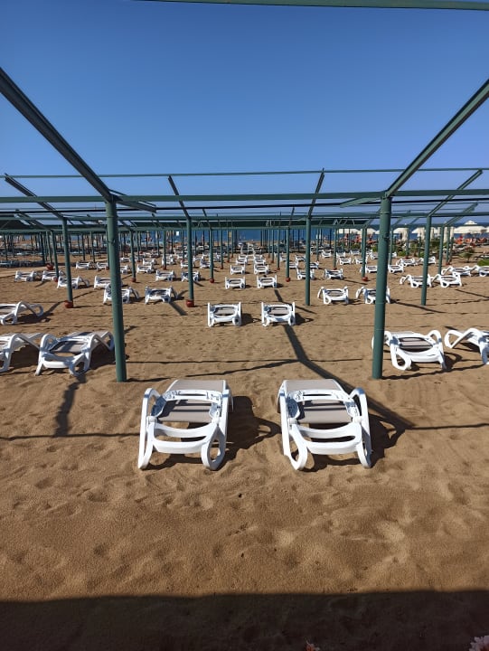 Strand Side Breeze Hotel