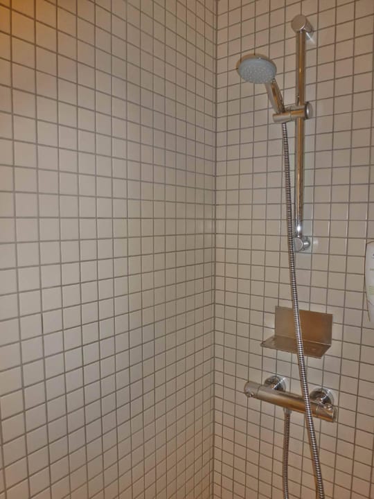 Dusche Hilton Reykjavik Nordica
