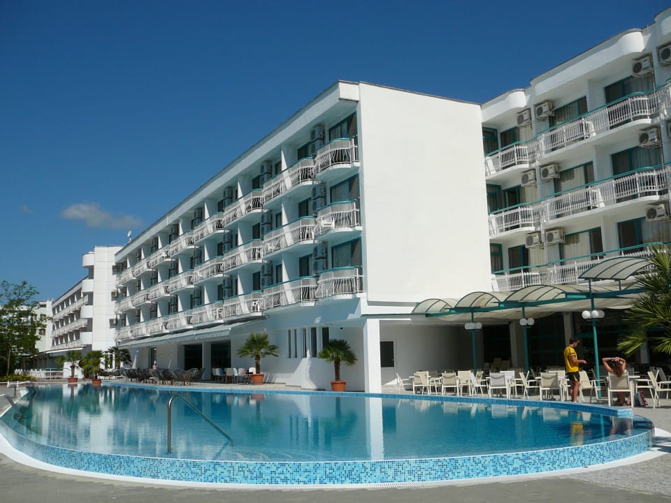 Pool Hotel Zefir Beach