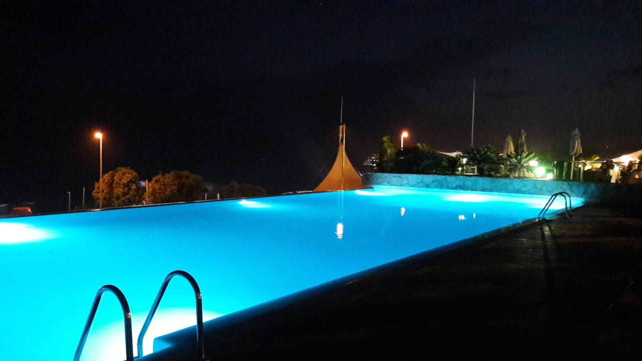 Infinity Pool mit Merrblick H10 Playa Meloneras Horizons Collection