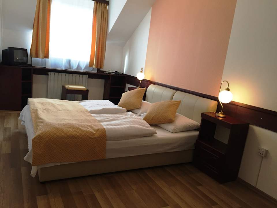 Zimmer Hotel Gloria Budapest City Center
