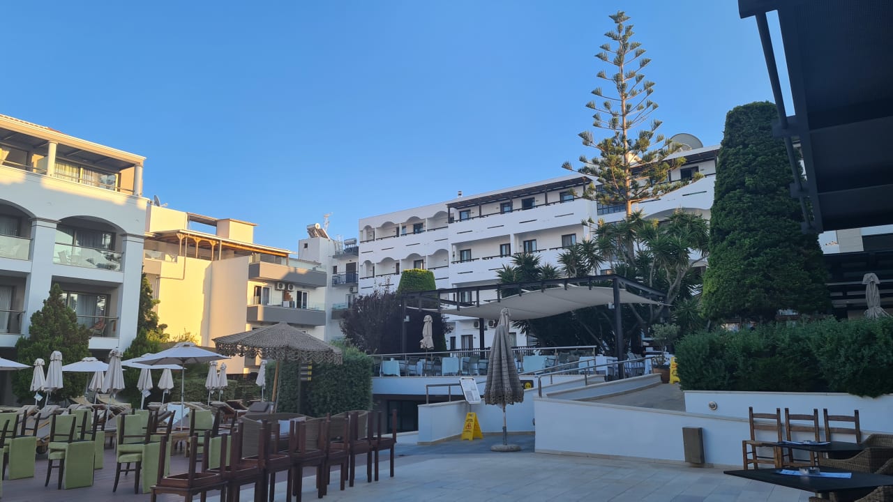 Außenansicht Albatros Spa & Resort Hotel