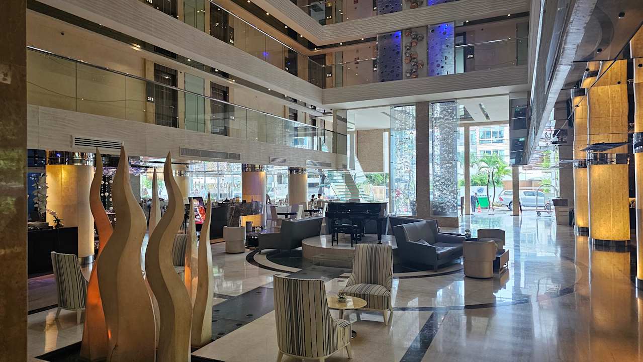 Lobby The Sanctuary Resort Pattaya, BW Signature Collection