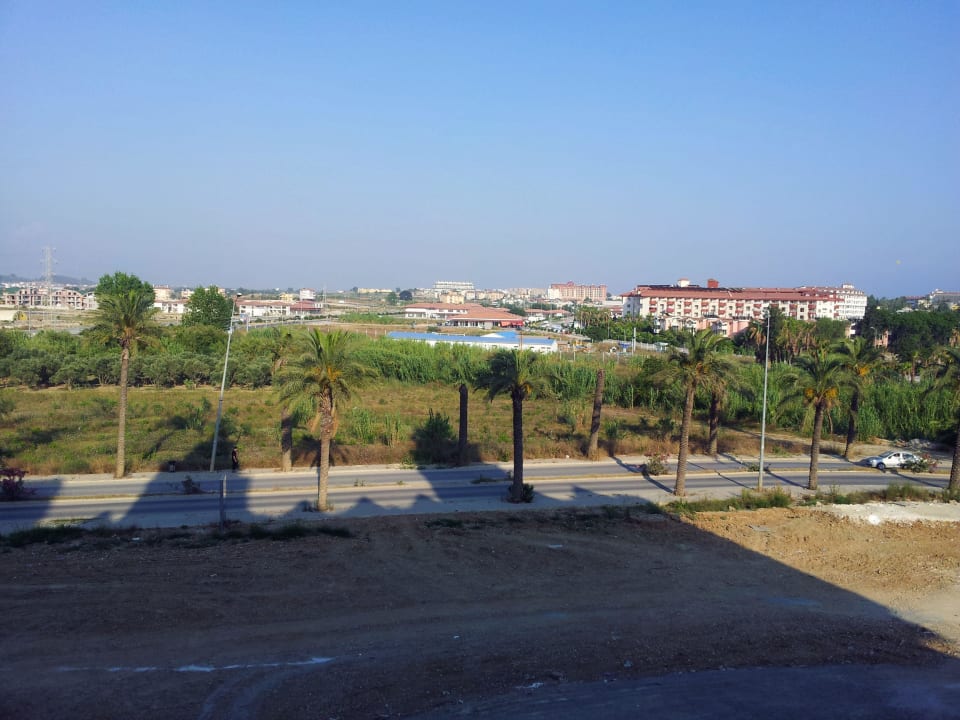 Blick vom Balkon *Landseite* Dream World Resort & Spa