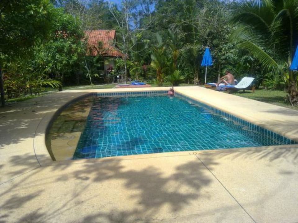 Pool von ca. 12 x 6 m Hotel Khaolak Riverside Bungalow