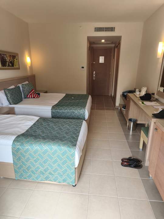 Zimmer Can Garden Resort