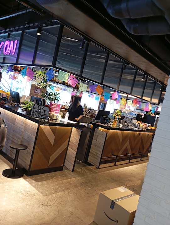 Lobby MOXY Tokyo Kinshicho by Marriott