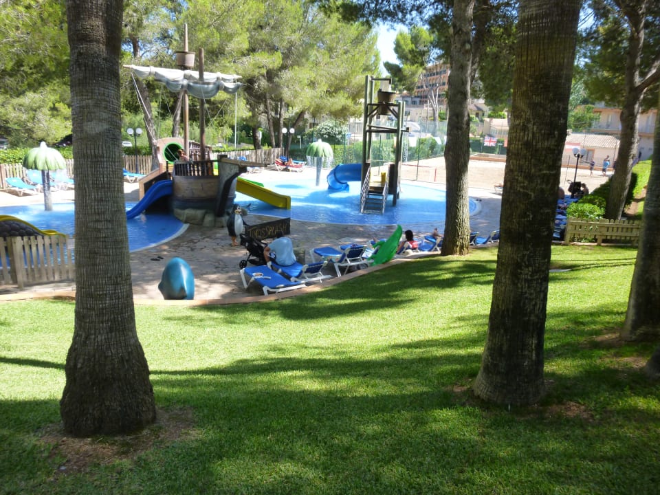 Pool Valentin Grand Park Suite Hotel