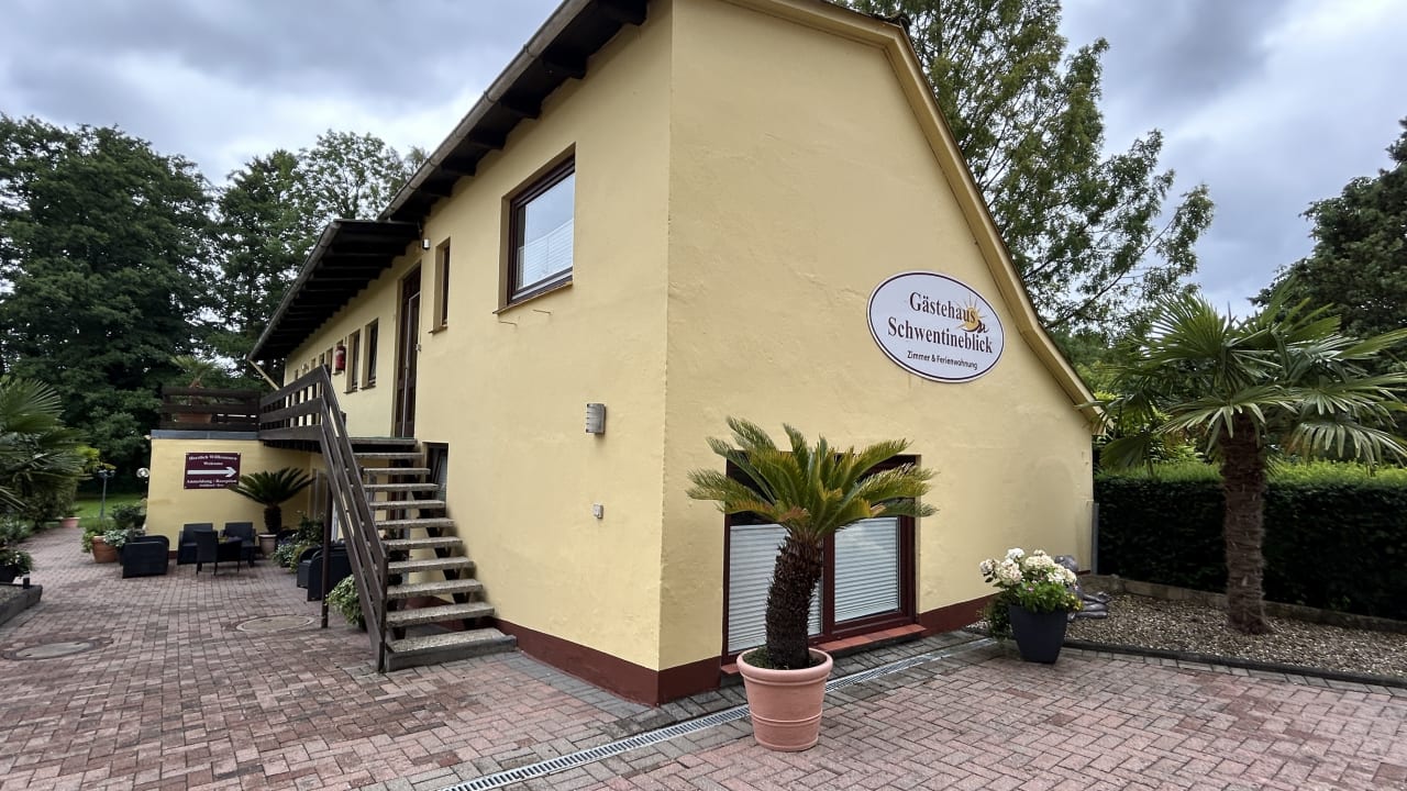 Außenansicht Gästehaus Schwentineblick