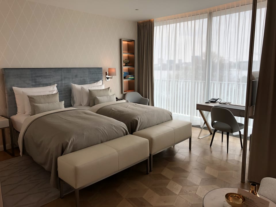 Zimmer The Fontenay Hamburg