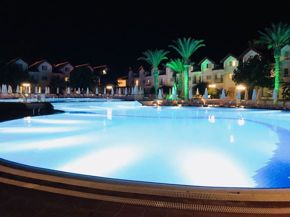 Pool Salamis Bay Conti Resort Hotel & Casino