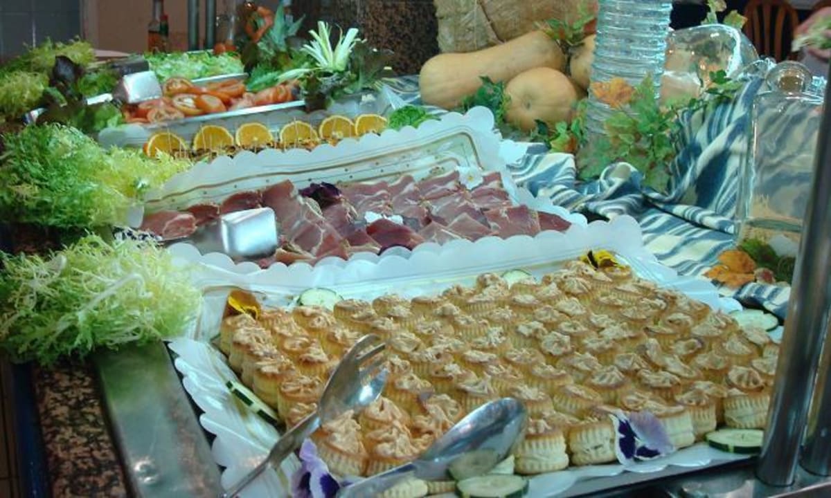 HSM Maria Luisa - Our buffet Tacande Portals