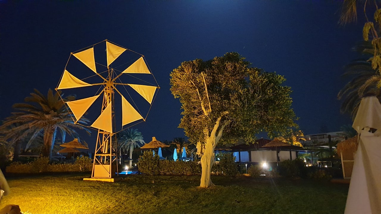 Pool Anissa Beach & Village