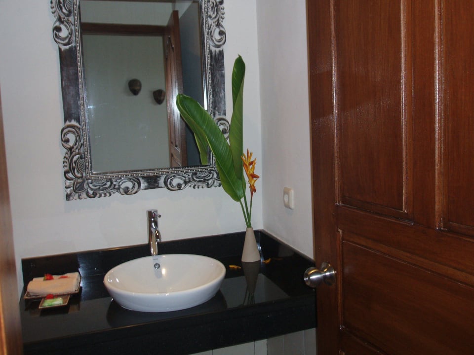 Bad blitzeblank Hotel Kubu Indah Dive & Spa Resort