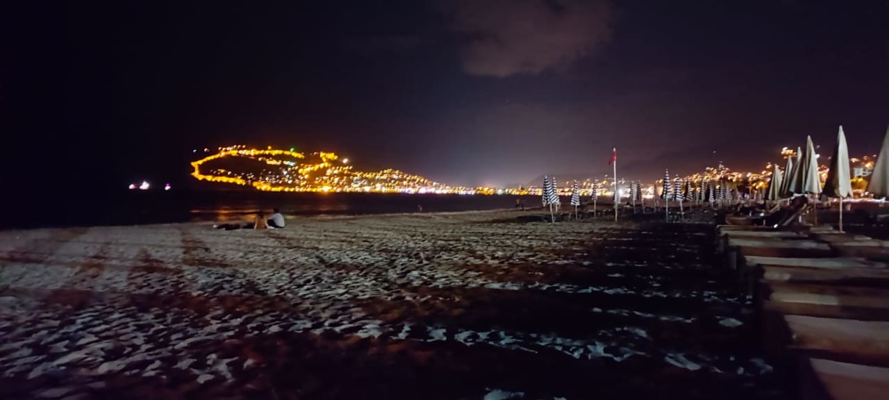 Strand Blue Diamond Alya