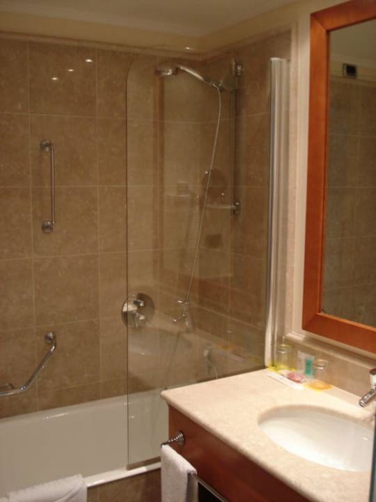 Bad 2 Ilunion Aqua 4