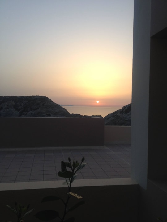 Sonnenaufgang Athina Palace Resort & Spa