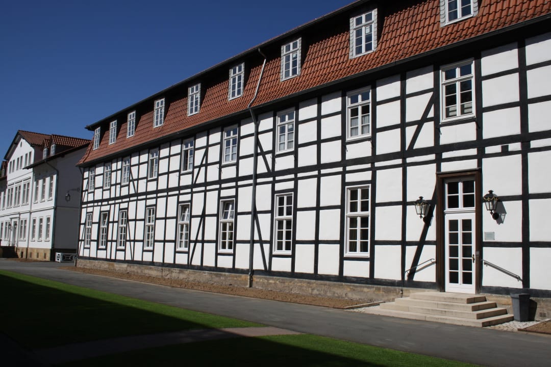 Nebengebäude Gräflicher Park Health & Balance Resort