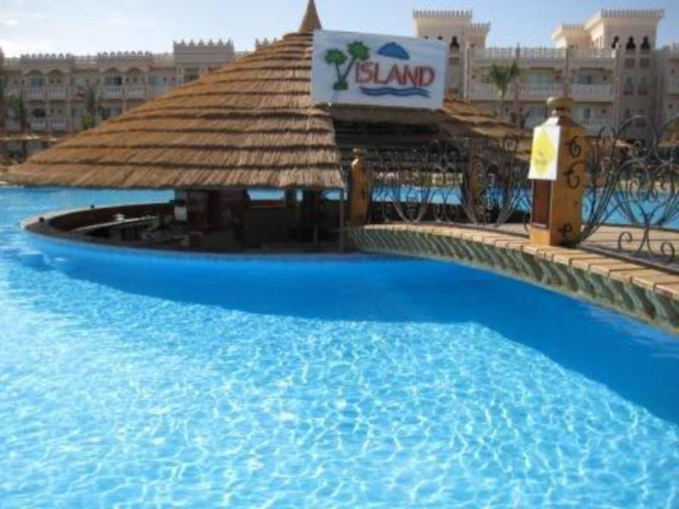 Poolbar Pickalbatros Palace Resort