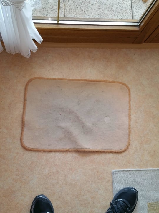 Zum Balkon (bei Anreise) Hotel Merk - Gästehaus