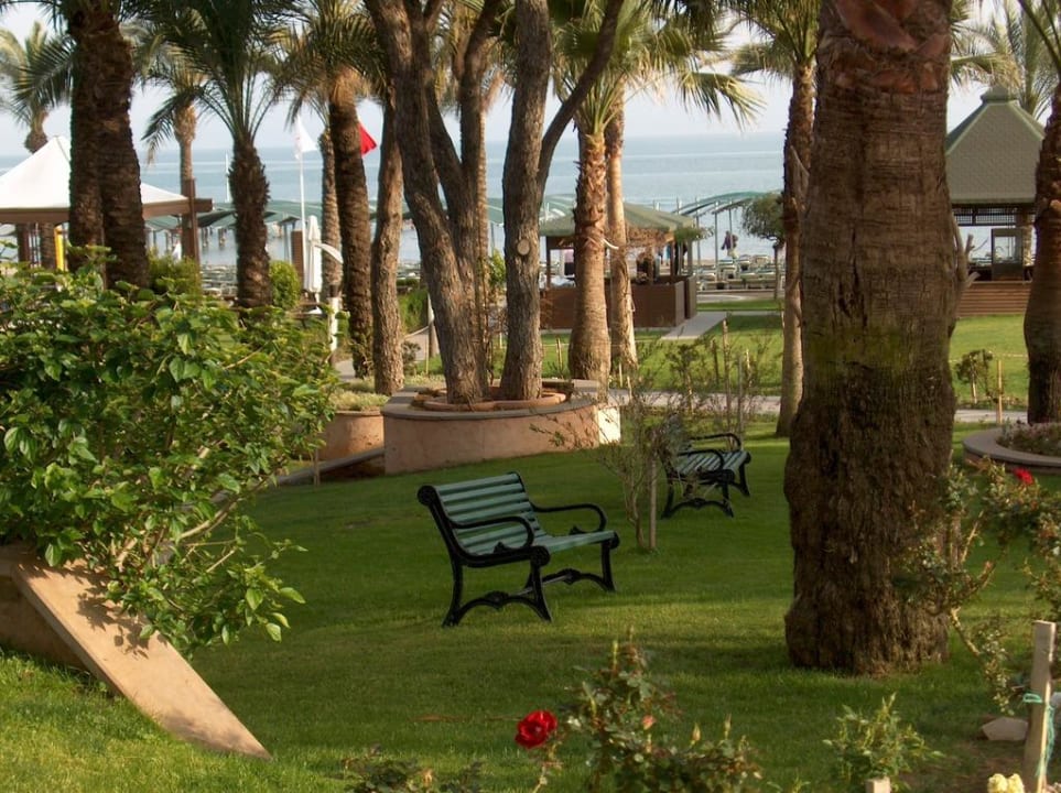 Gartenanlage Papillon Ayscha