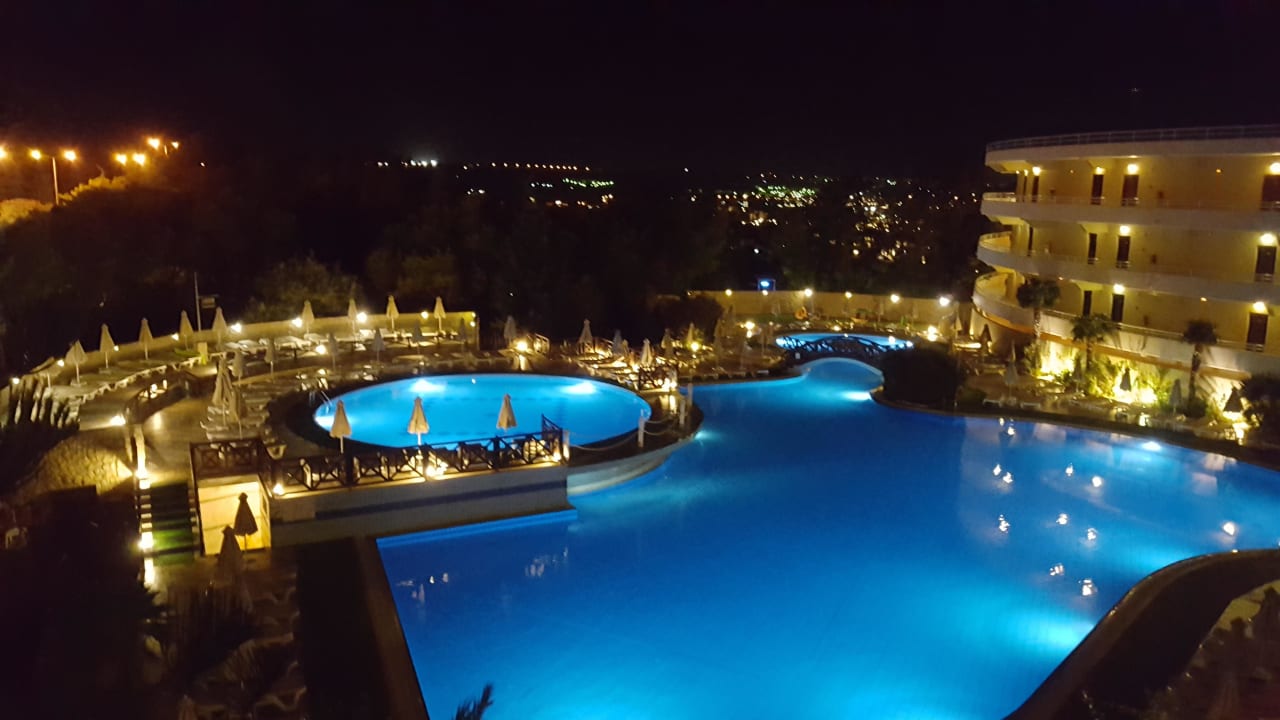 Blick vom Balkon.  Hotel Kalithea Mare Palace