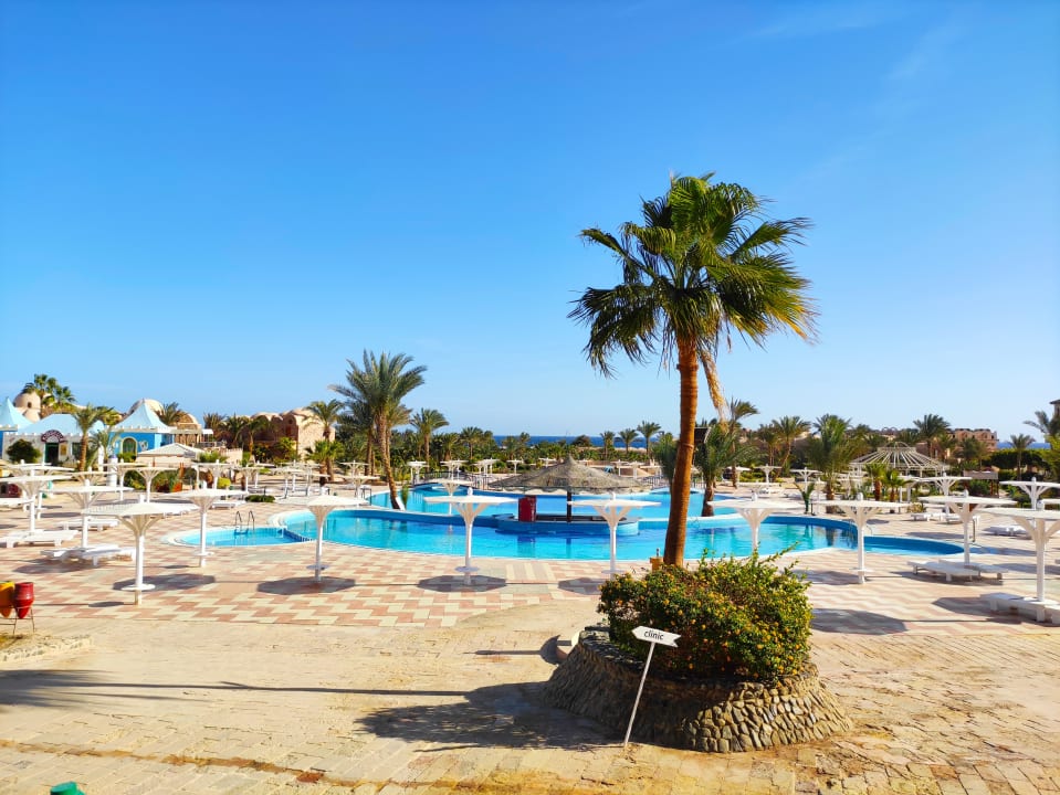 Strand Pensée Royal Garden Beach Resort