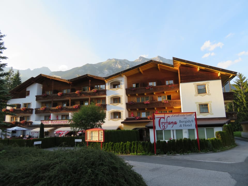 Außenansicht Bergidyll & Hotel Trofana