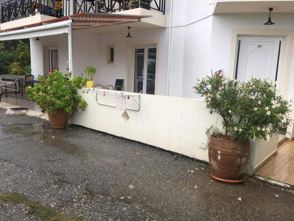 Zimmer Pinelopi Apartments