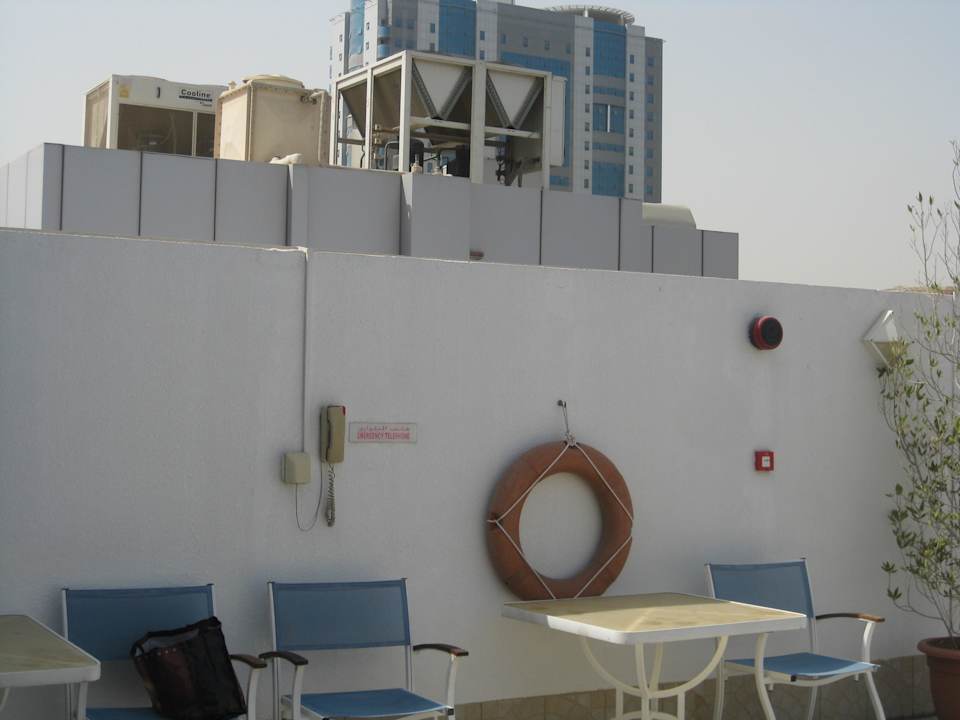 Küchenabdünste am Pool Grand Excelsior Hotel Sharjah