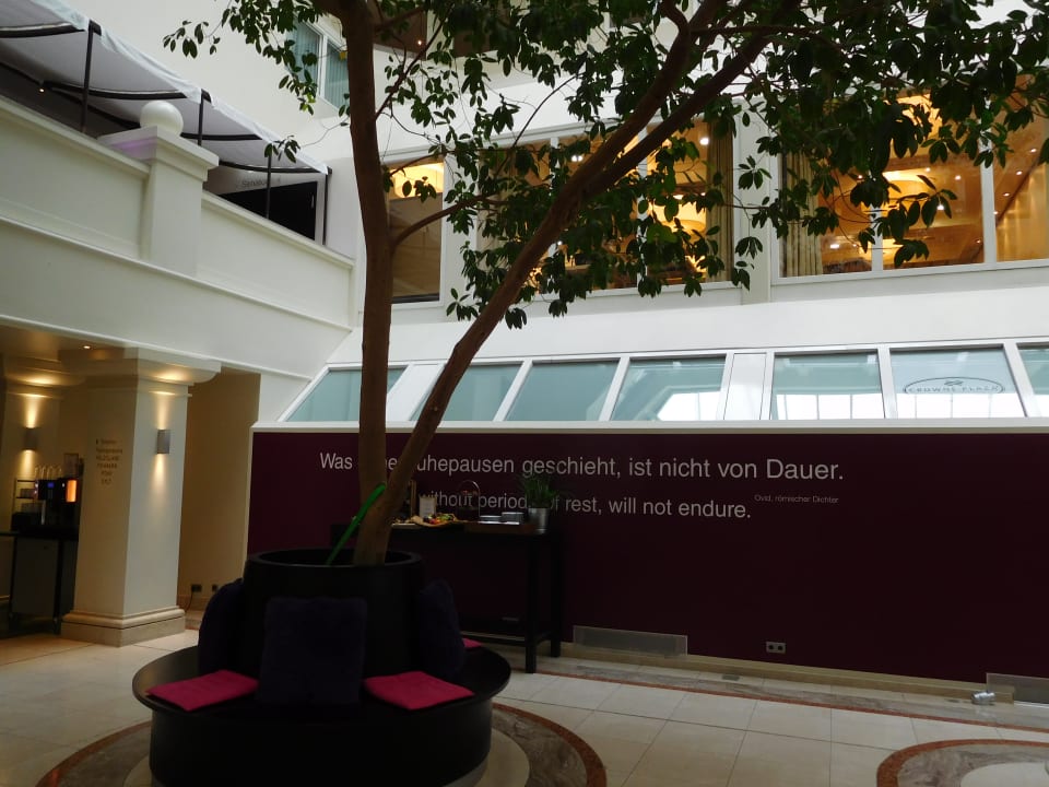 Lobby Crowne Plaza ® Hamburg - City Alster