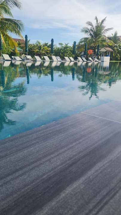 Pool ROBINSON NAM HOI AN