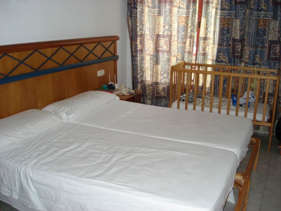 Schlafzimmer Protur Turo Pins Hotel