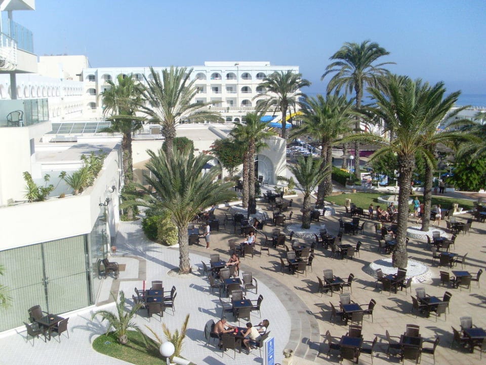 Bar El Mehdi Beach Resort