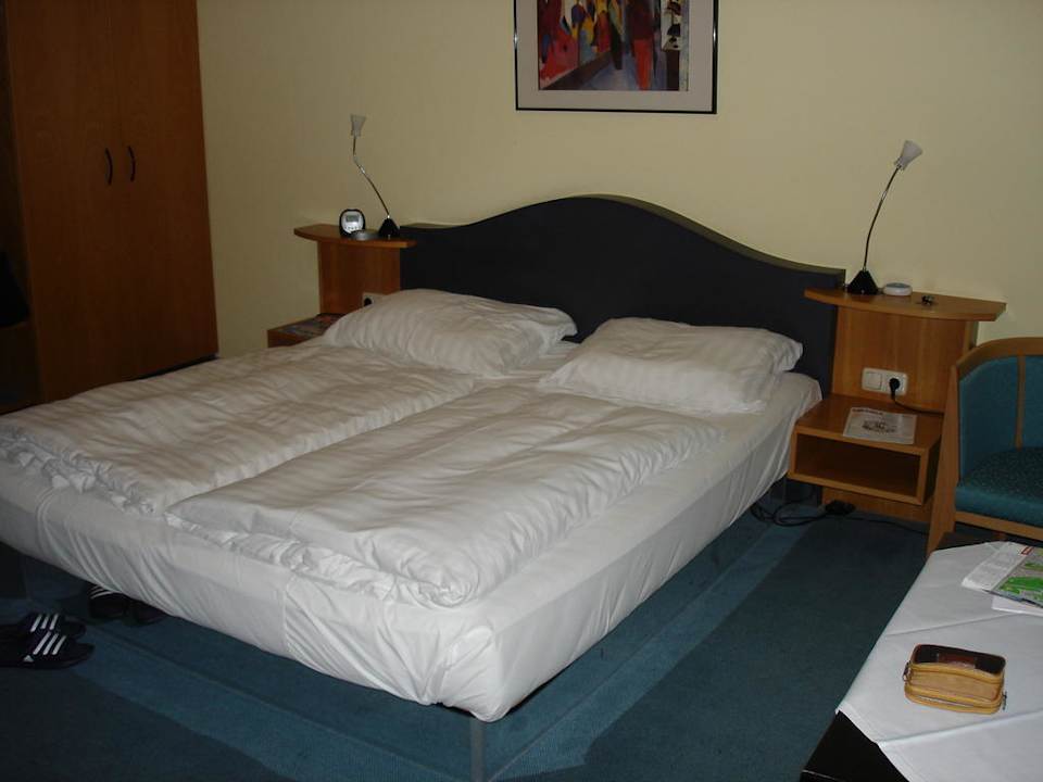 Doppelzimmer H+ Hotel Erfurt