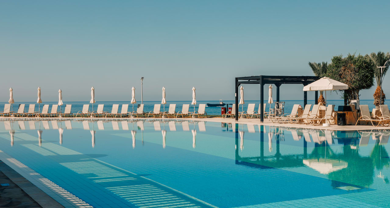 Pool Atlantica Akteon