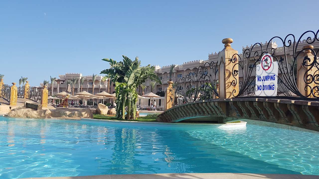 Außenansicht Pickalbatros Palace Resort