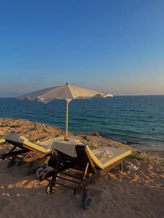 Strand Hotel Grecian Sands