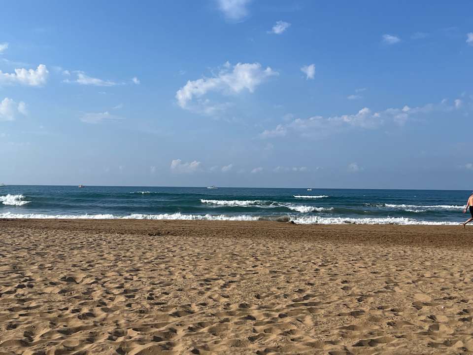 Strand Hotel Süral Resort