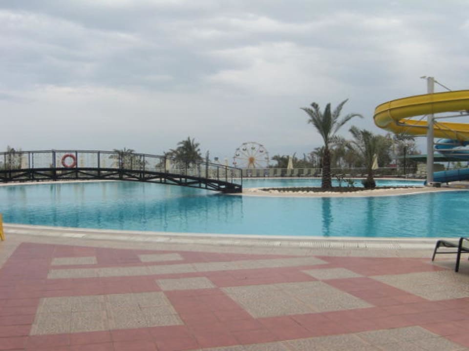 Pool Hotel Turan Prince