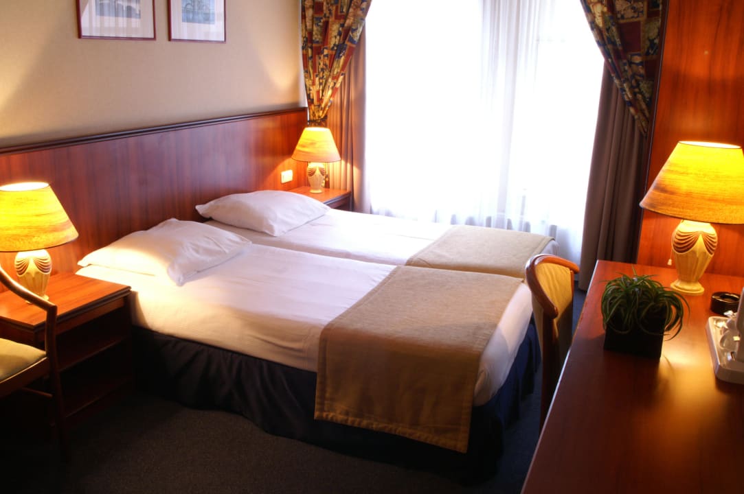 Twin room Hotel Die Port van Cleve