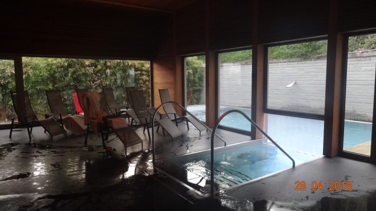 Innen und außen Seehotel Wilerbad