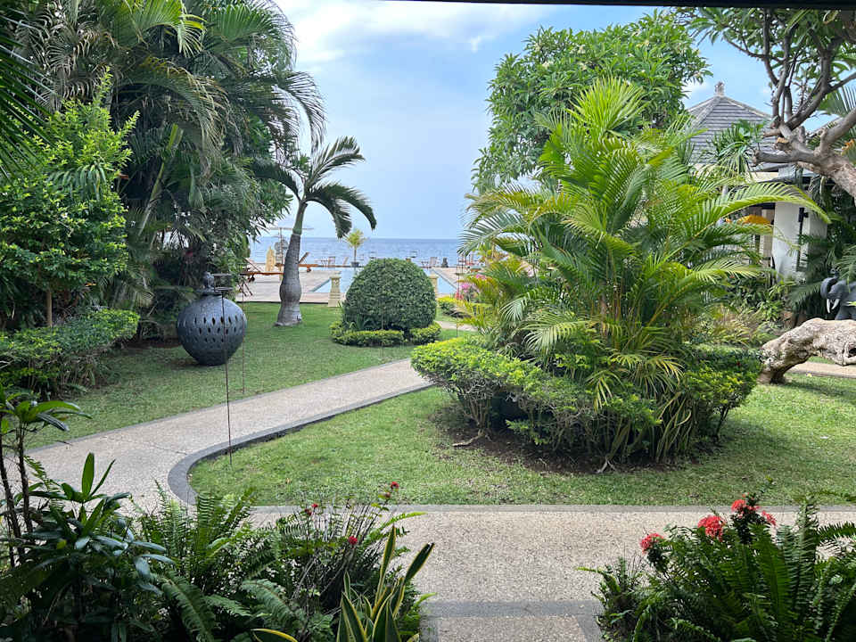 Gartenanlage Villa Kelapa Lovina Beach