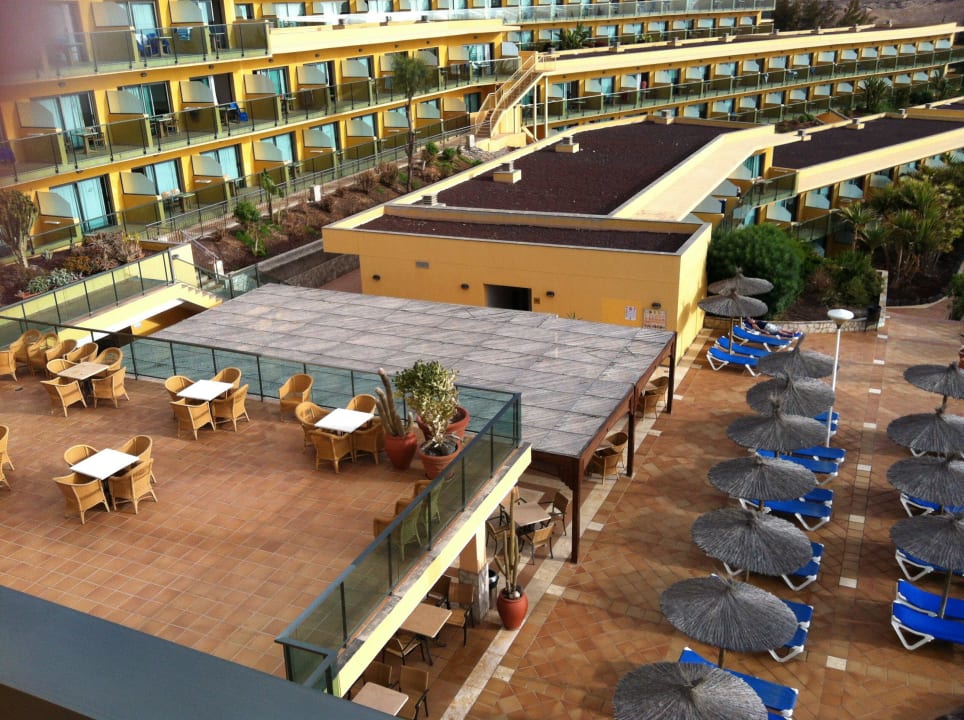 Oben Teil vom Restaurant, unten Snack Bar SBH Club Paraiso Playa