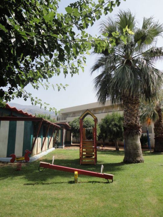 Ogród allsun Hotel Malia Beach