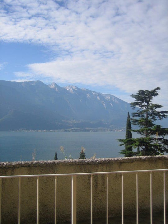 Blick vom Zimmer auf den See Villa Dirce