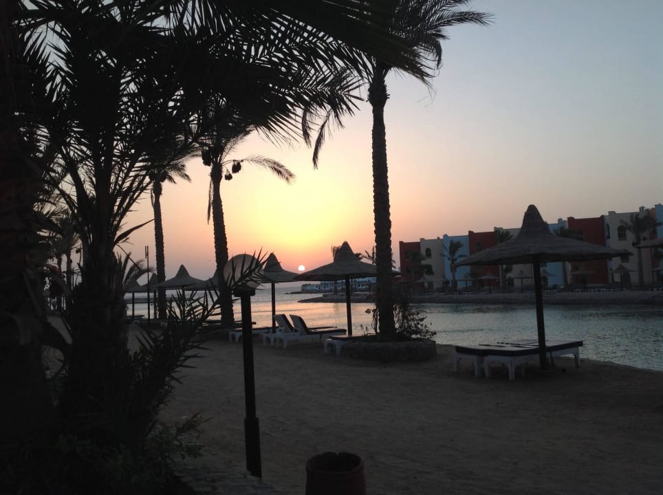 Sonnenaufgang  Arabia Azur Resort