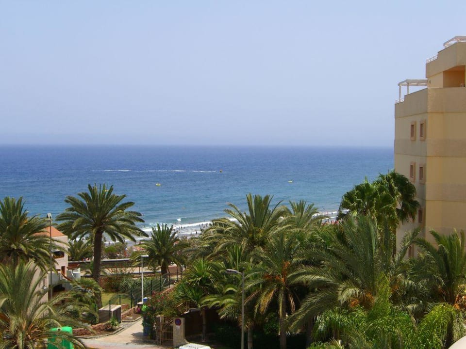 Blick von der Terrasse Corallium Dunamar by Lopesan Hotels