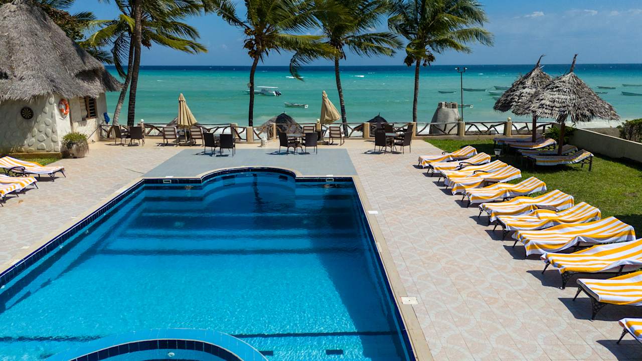 Pool Mandarin Resort Zanzibar