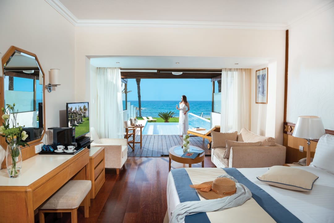 Zimmer Constantinou Bros Athena Beach Hotel